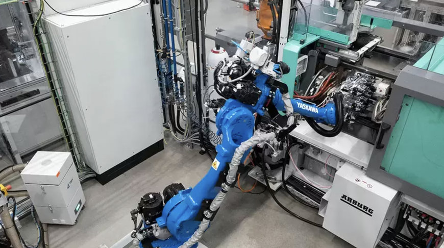 PRODUZIONE ALTAMENTE AUTOMATIZZATA DI DIVERSI MILIONI DI CONNETTORI